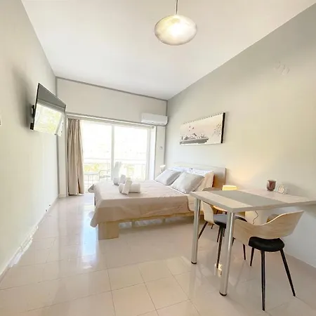 Apartament Rhodes Central: King Bed *